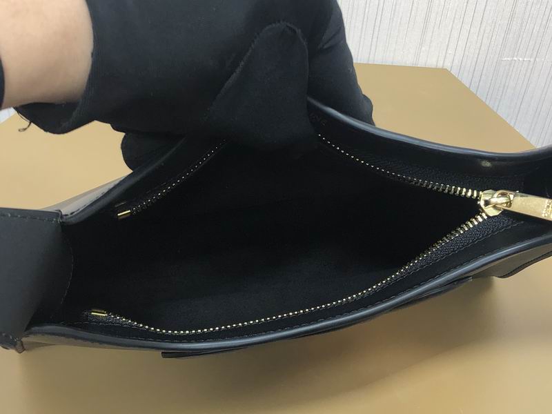 Cuir Triomphe 198153 24x13x5cm ss  04(9)_